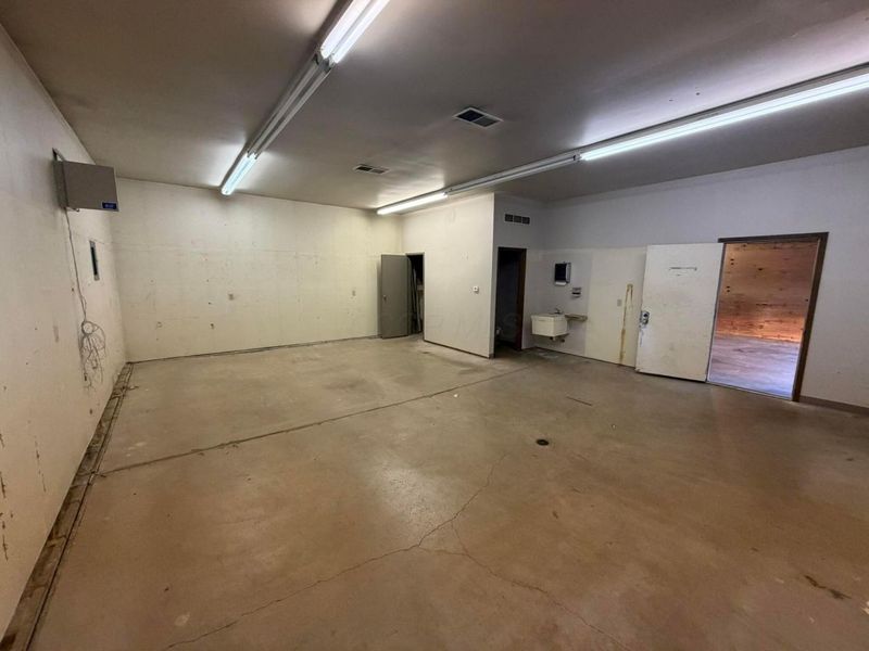 4656 Executive Drive, Unit Garage / O, Columbus, OH 43220 Photo 4