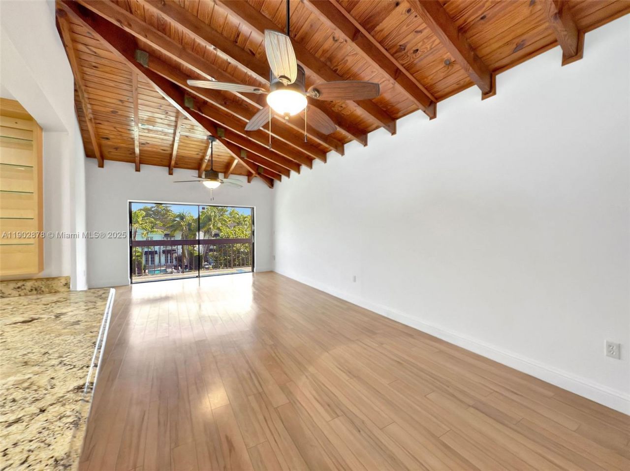 5201 Orduna Dr., Unit 15, Coral Gables, FL 33146 Photo