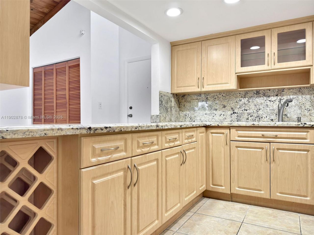 5201 Orduna Dr., Unit 15, Coral Gables, FL 33146 Photo