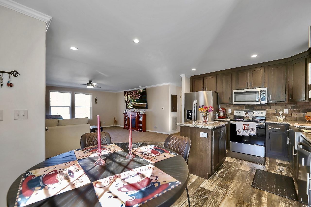 3031 Thoroughfare Ct Photo 13