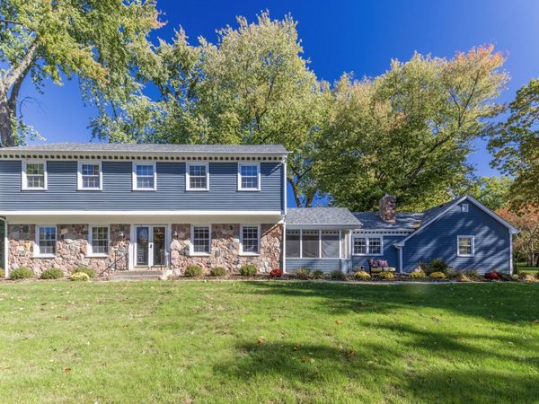 1704 Clover Lane, Valparaiso, IN 46385