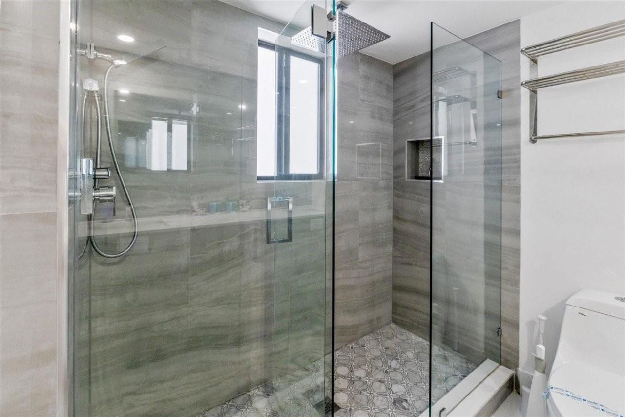 2911 N Ocean Drive, Hollywood, FL 33019 Photo