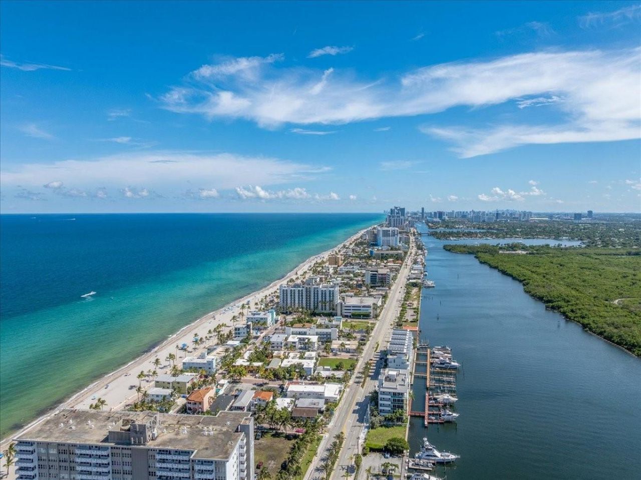 2911 N Ocean Drive, Hollywood, FL 33019 Photo