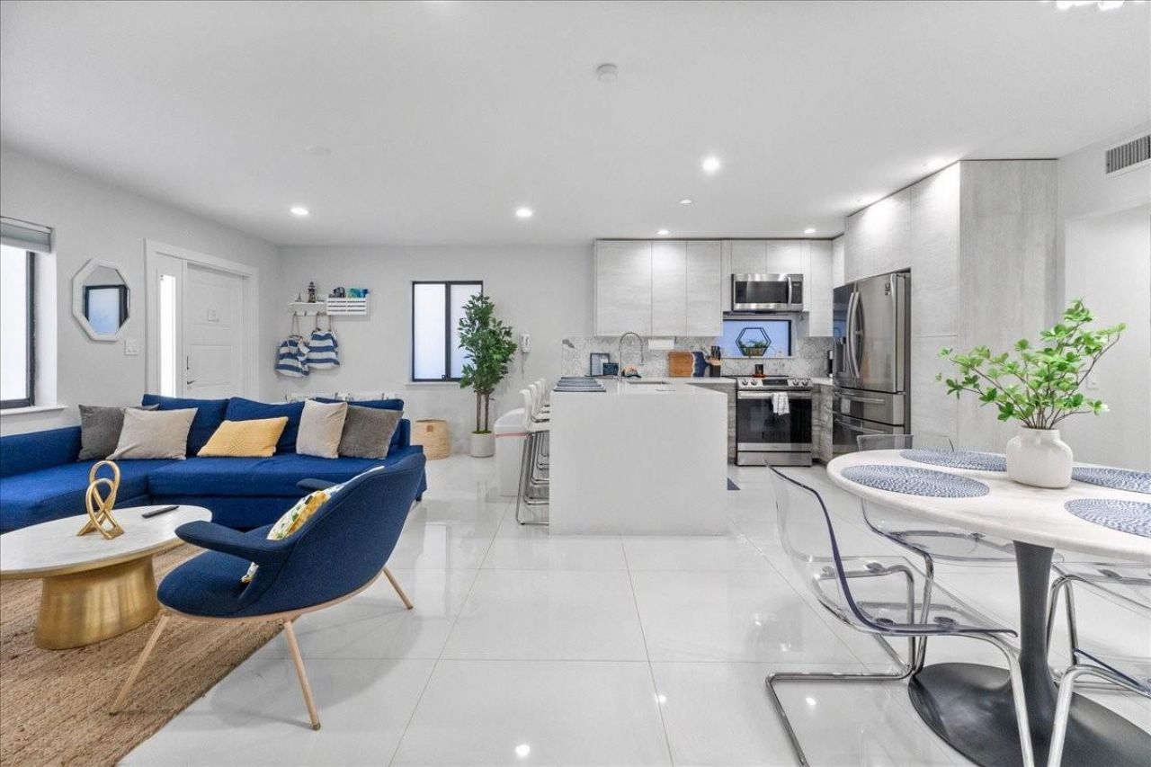 2911 N Ocean Drive, Hollywood, FL 33019 Photo