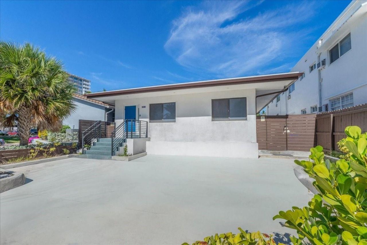 2911 N Ocean Drive, Hollywood, FL 33019 Photo