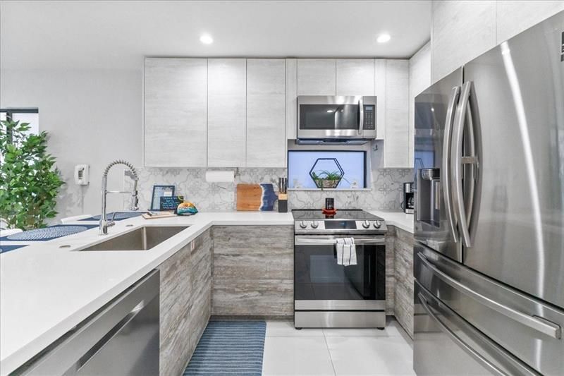 2911 N Ocean Dr, Hollywood, FL 33019 Photo