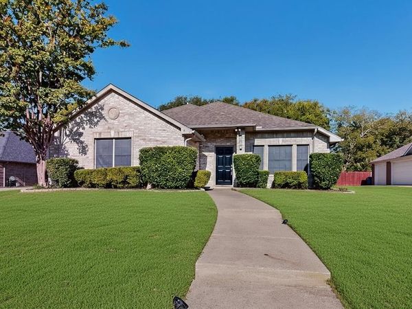 1911 Random Oaks Drive, Rockwall, TX 75087