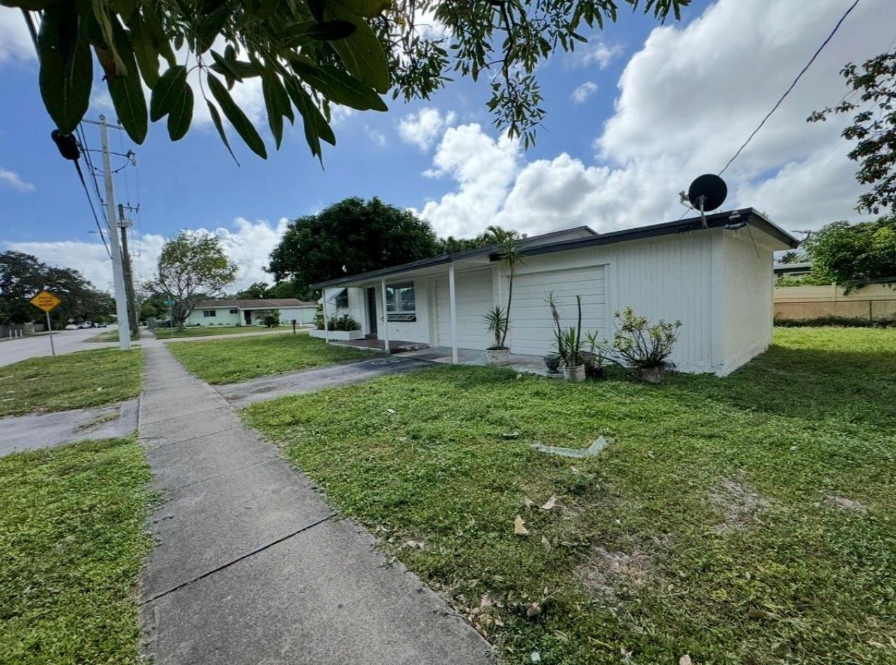 6201 SW 19th Street, Miramar, FL 33023 Photo