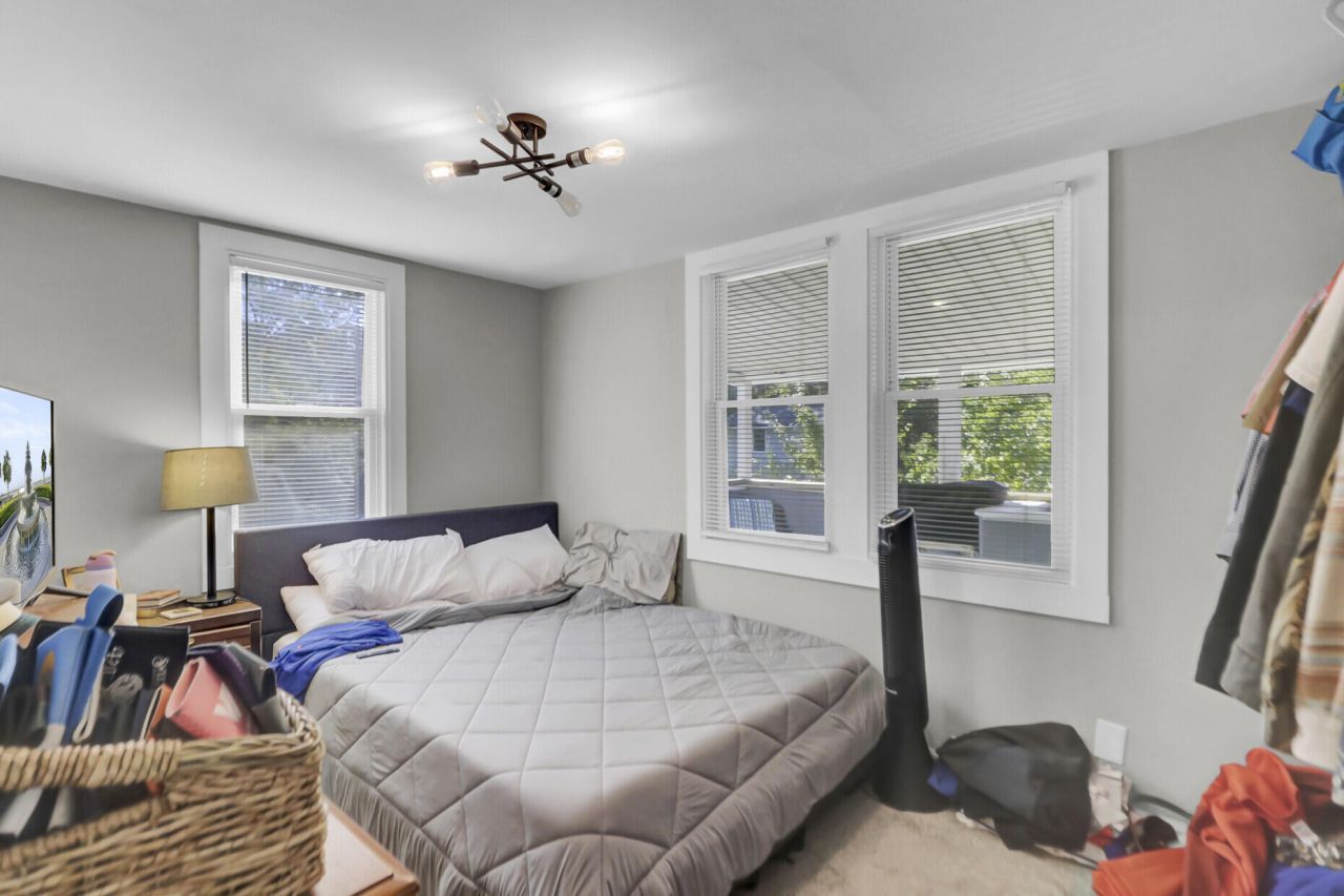 2021 Fremont Street Photo 28