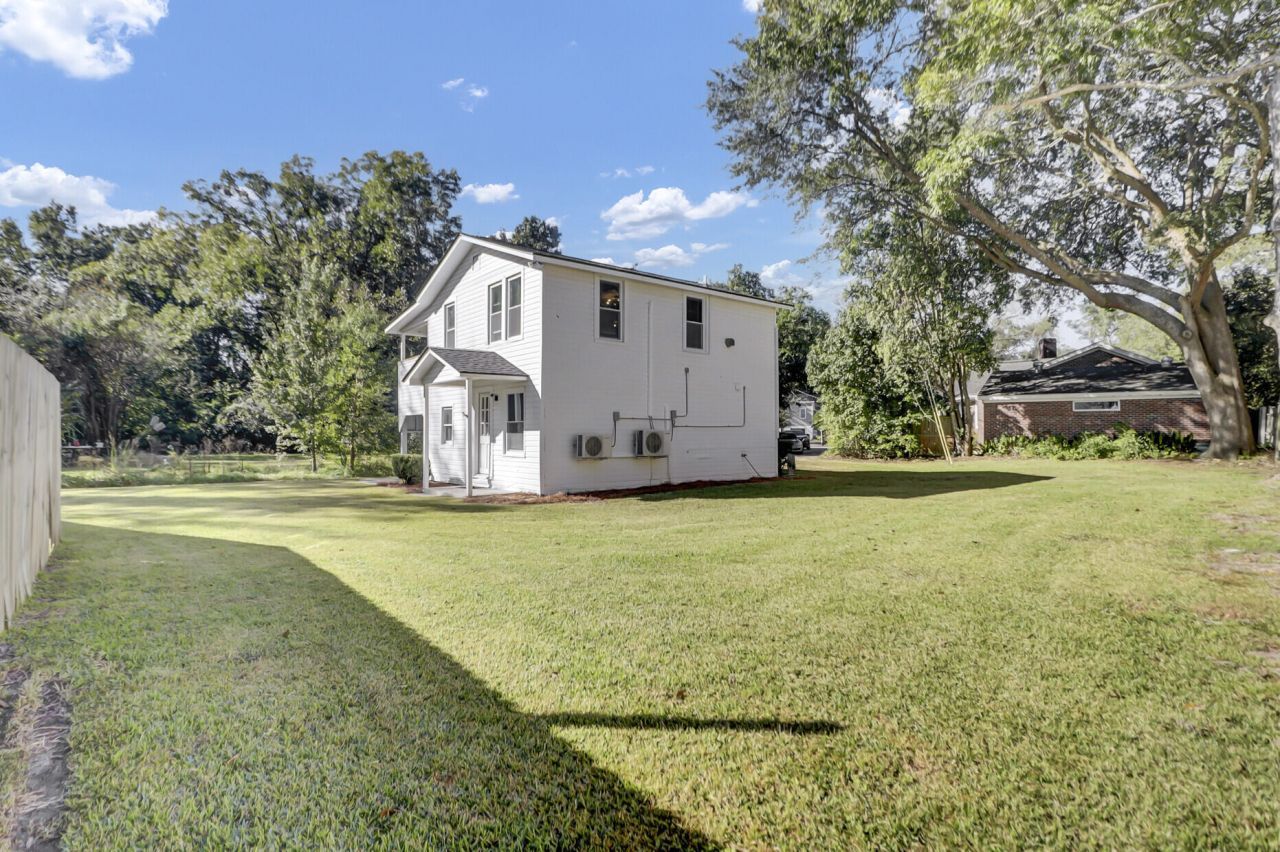 2021 Fremont Street Photo 31