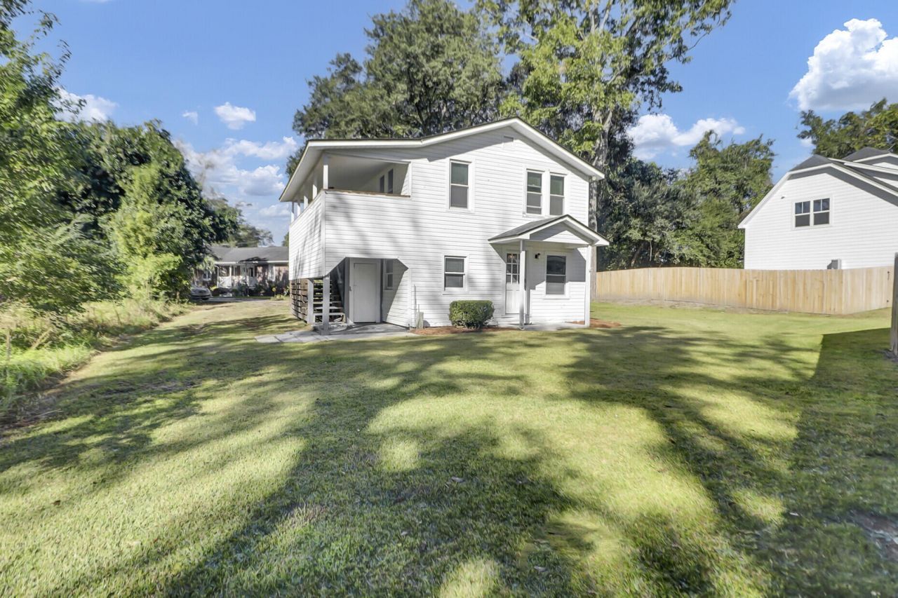 2021 Fremont Street Photo 32