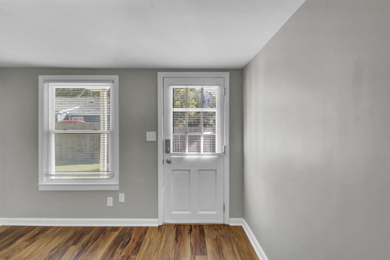 2021 Fremont Street Photo 5