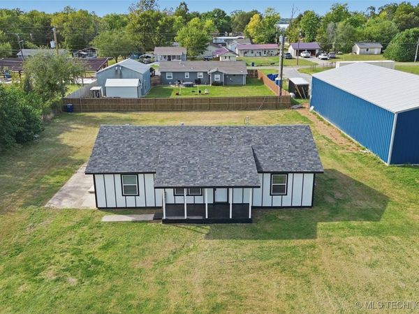 507 S Saltwell Street, Salina, OK 74365