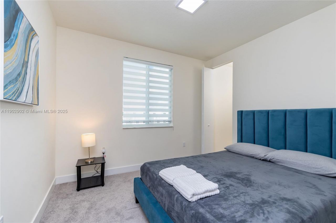 6416 NW 102nd Ct, Unit 302, Doral, FL 33178 Photo