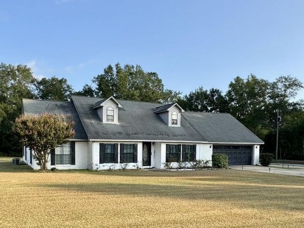 20 Stokes Road, Columbus, MS 39702