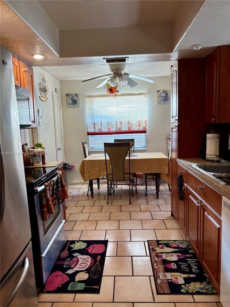 4801 NW 19th St, Lauderhill, FL 33313 Photo