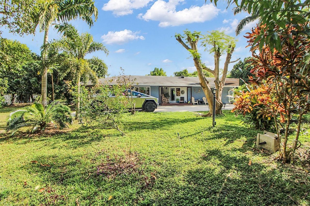 37225 SW 214th Ave, Homestead, FL 33034 Photo