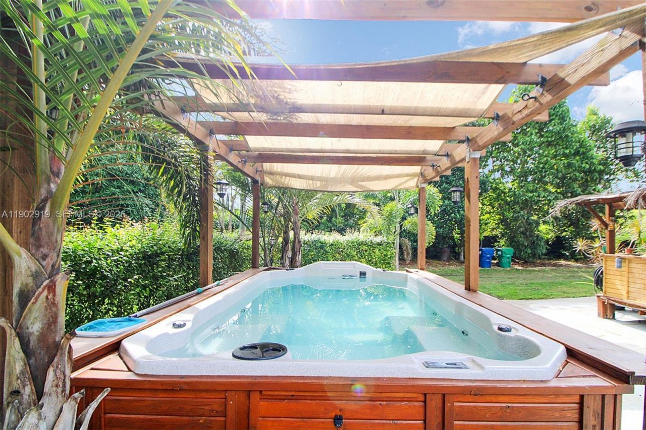 37225 SW 214th Ave, Homestead, FL 33034 Photo