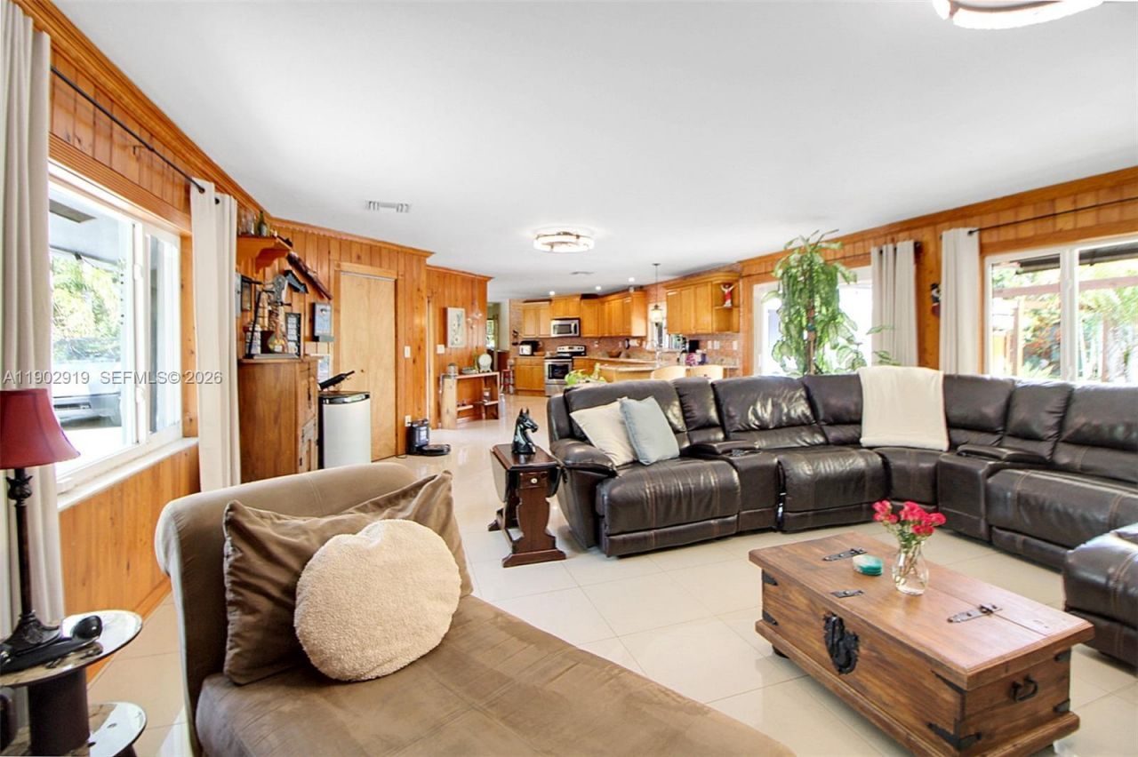 37225 SW 214th Ave, Homestead, FL 33034 Photo