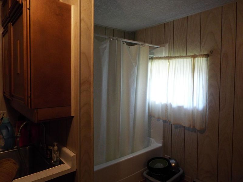 17795 N Akron Avenue, Buchtel, OH 45716 Photo 18