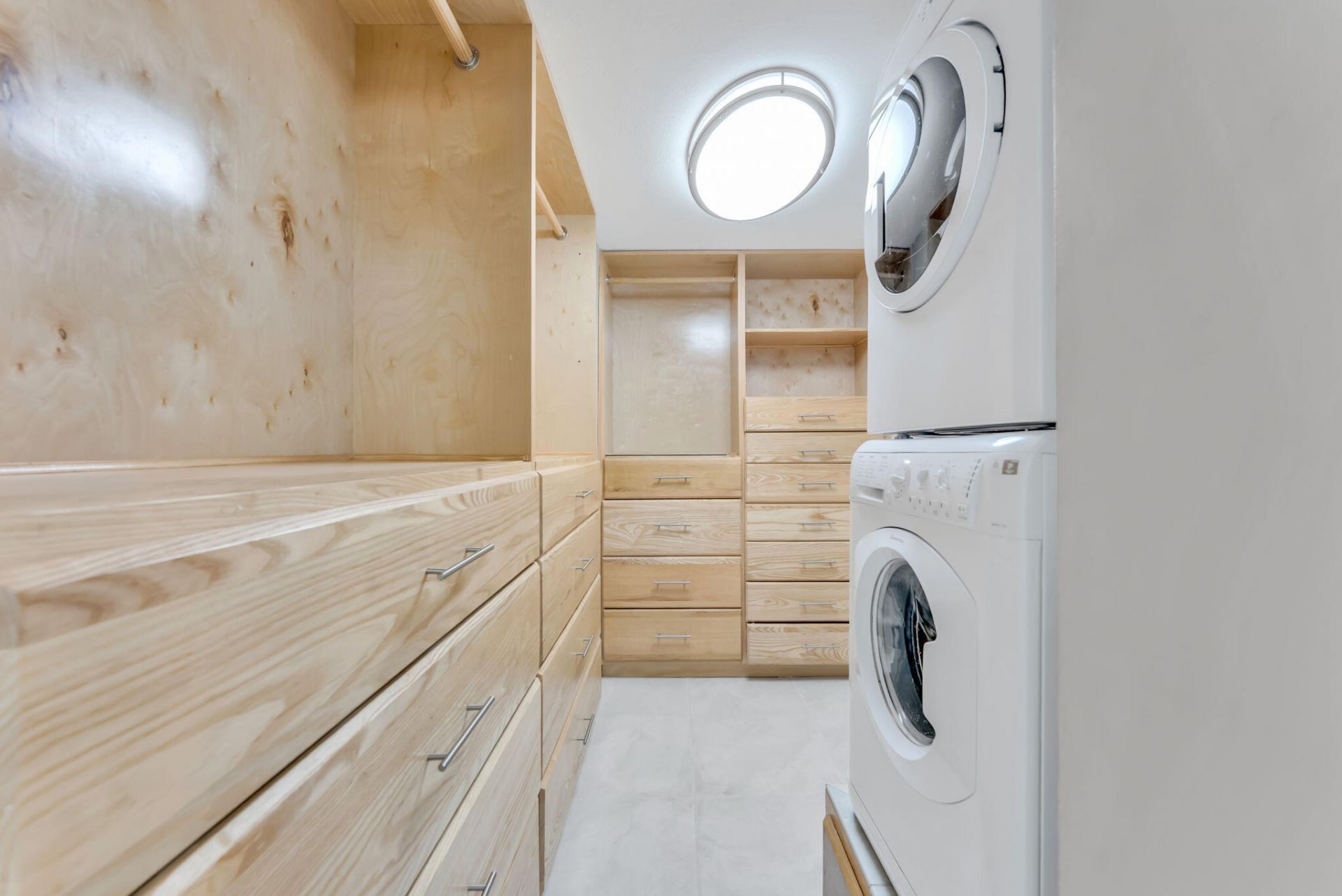 2030 S Ocean Drive, Unit 414, Hallandale Beach, FL 33009 Photo