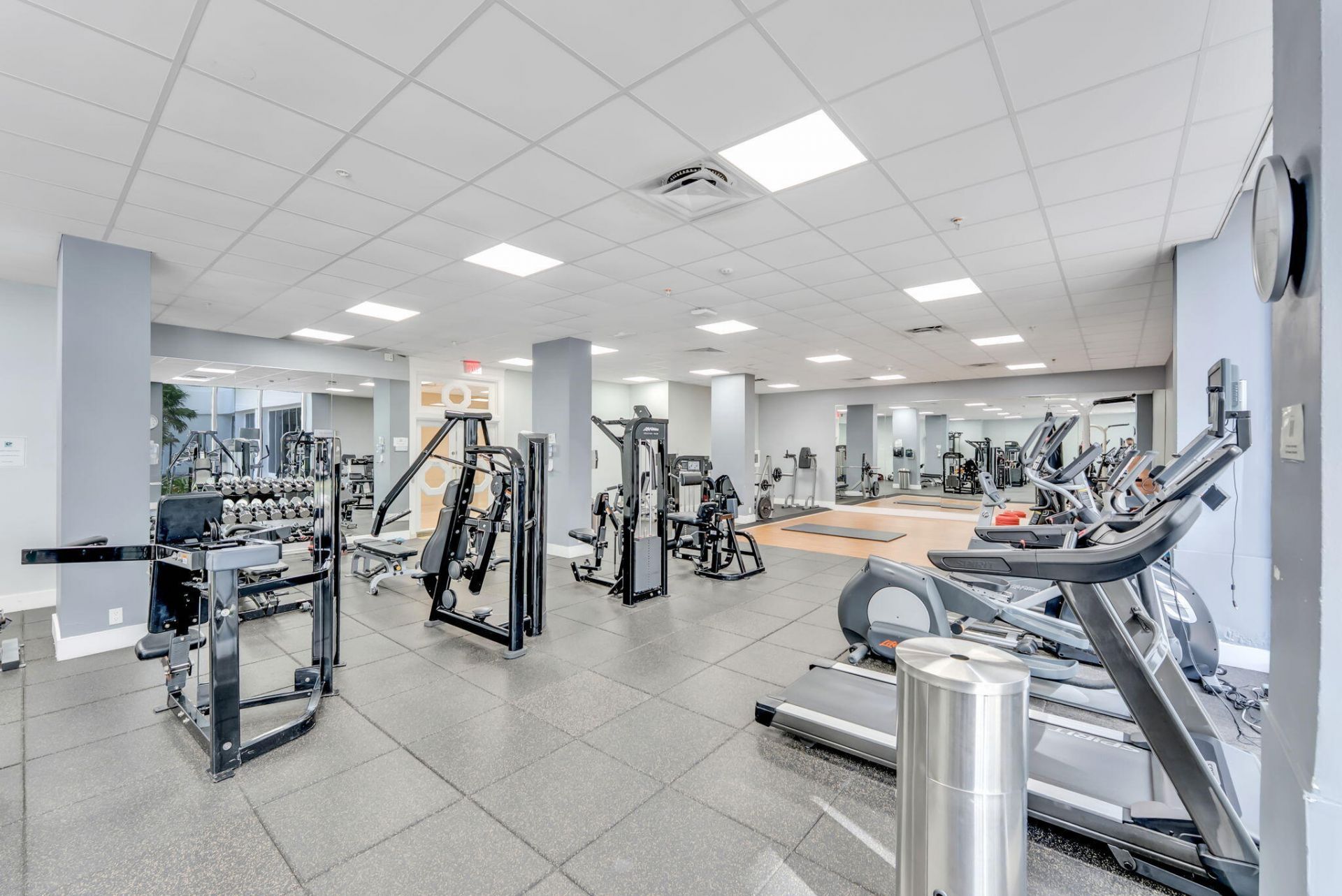 2030 S Ocean Drive, Unit 414, Hallandale Beach, FL 33009 Photo