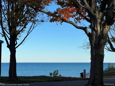 5767 Main Street, Lexington Vlg, MI 48450