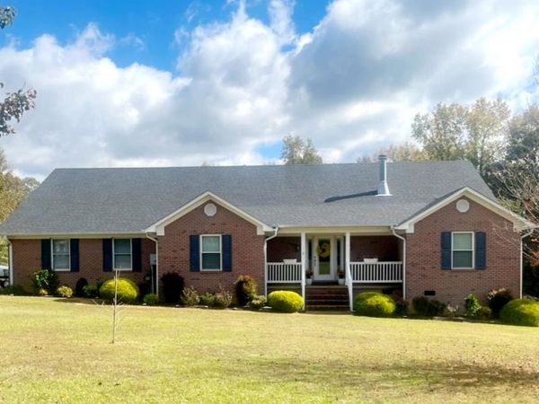 485 ROBIN HOOD LOOP, Savannah, TN 38372