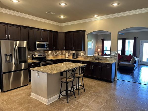 39312 Saint Charles Ave, Gonzales, LA 70737