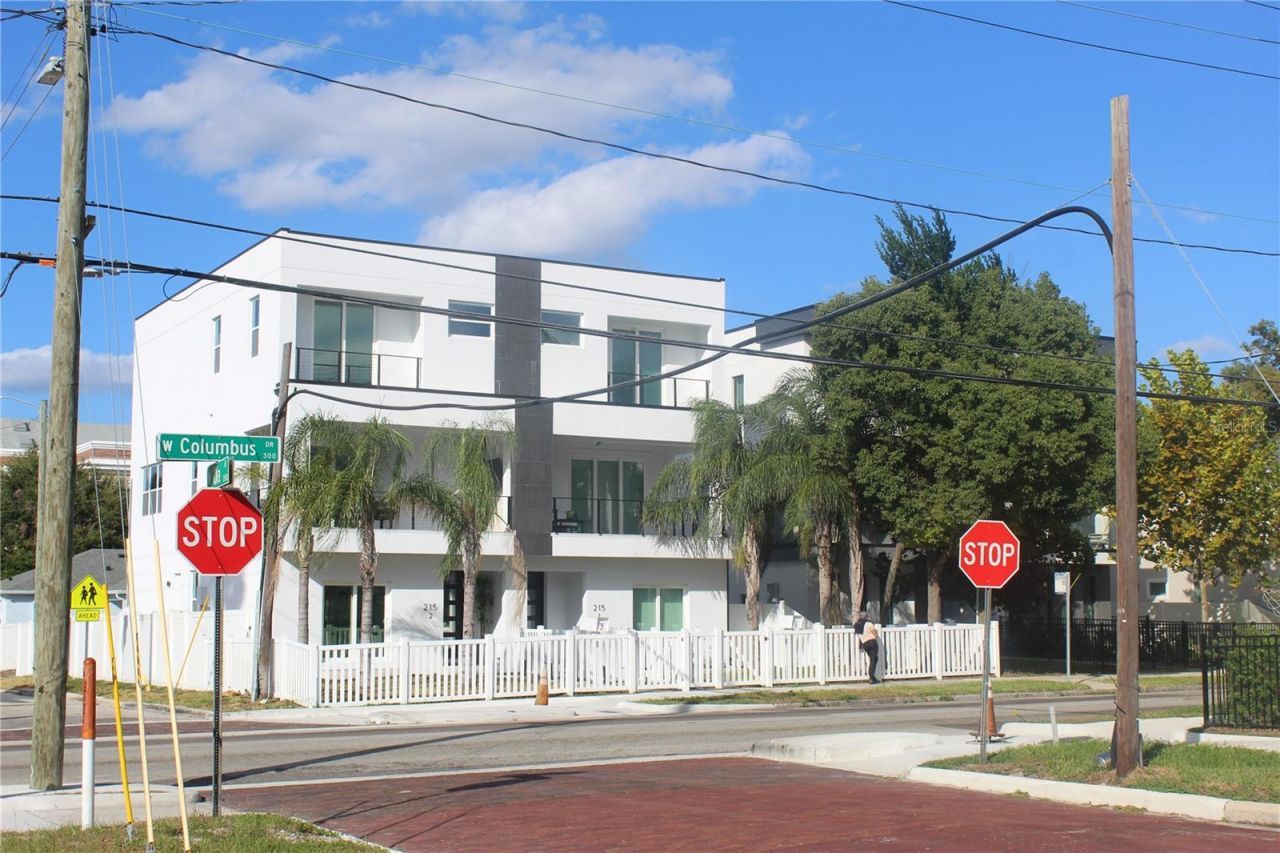 414 & 418 E Emily + 167408-0000 Street, Tampa, FL 33603 Photo