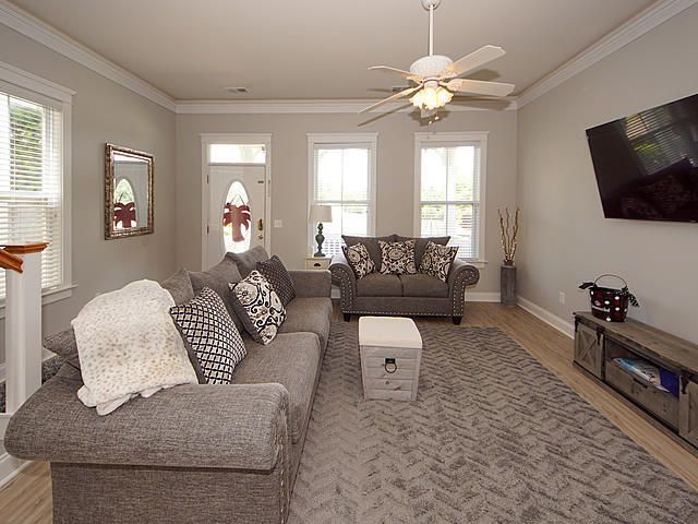 103 Hyacinth Street Photo 7