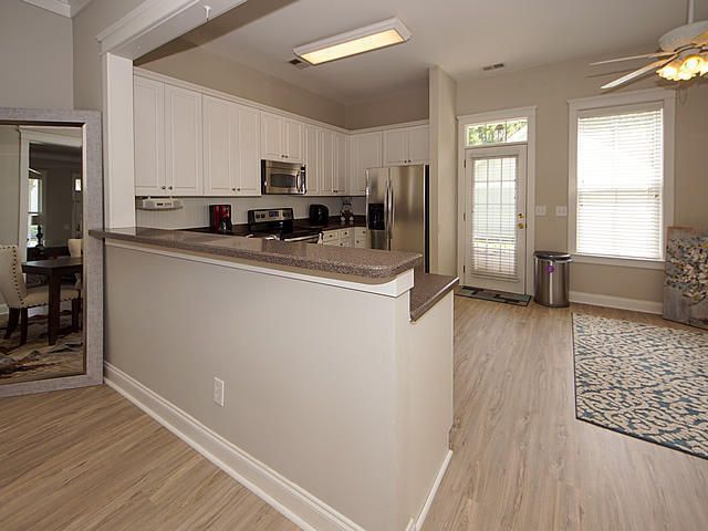 103 Hyacinth Street Photo 9