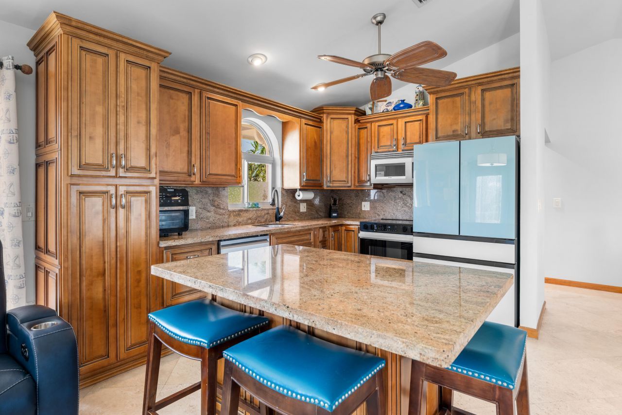 850 W 63rd Street Ocean, Marathon, FL 33050 Photo