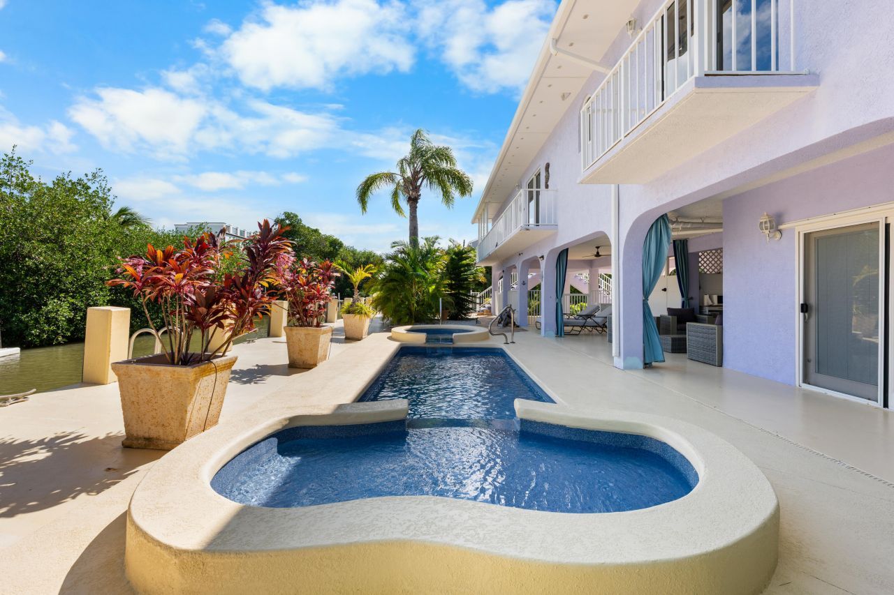 850 W 63rd Street Ocean, Marathon, FL 33050 Photo