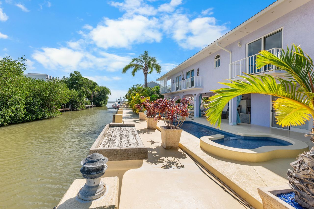 850 W 63rd Street Ocean, Marathon, FL 33050 Photo