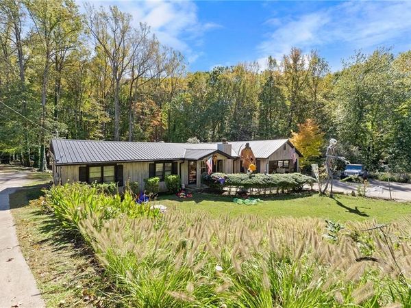 221 Shallowford Drive, Gainesville, GA 30504