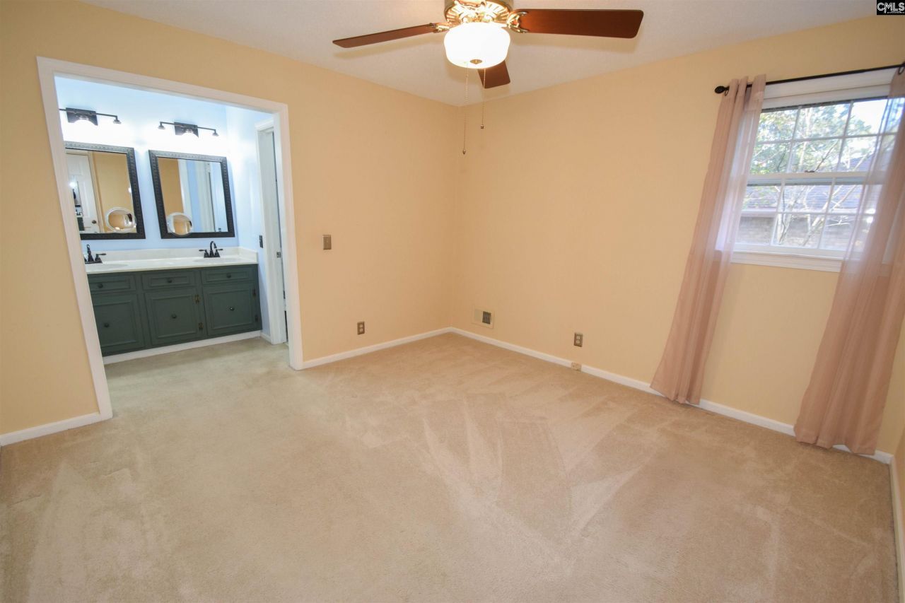 124 Boulters Lock Road  Photo 32