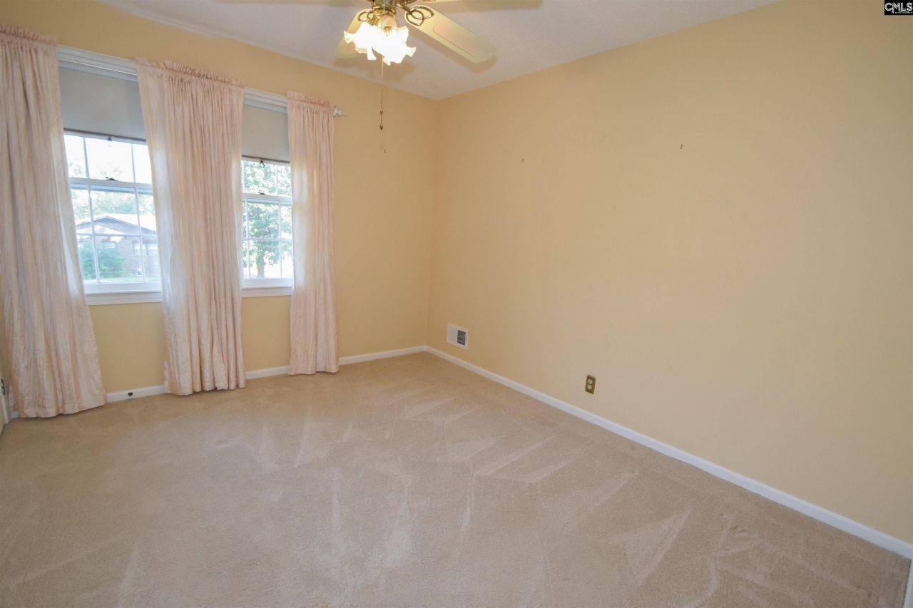 124 Boulters Lock Road  Photo 44