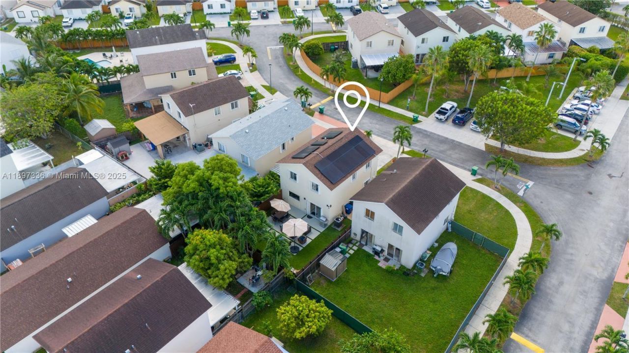 13809 SW 161st Ter, Miami, FL 33177 Photo