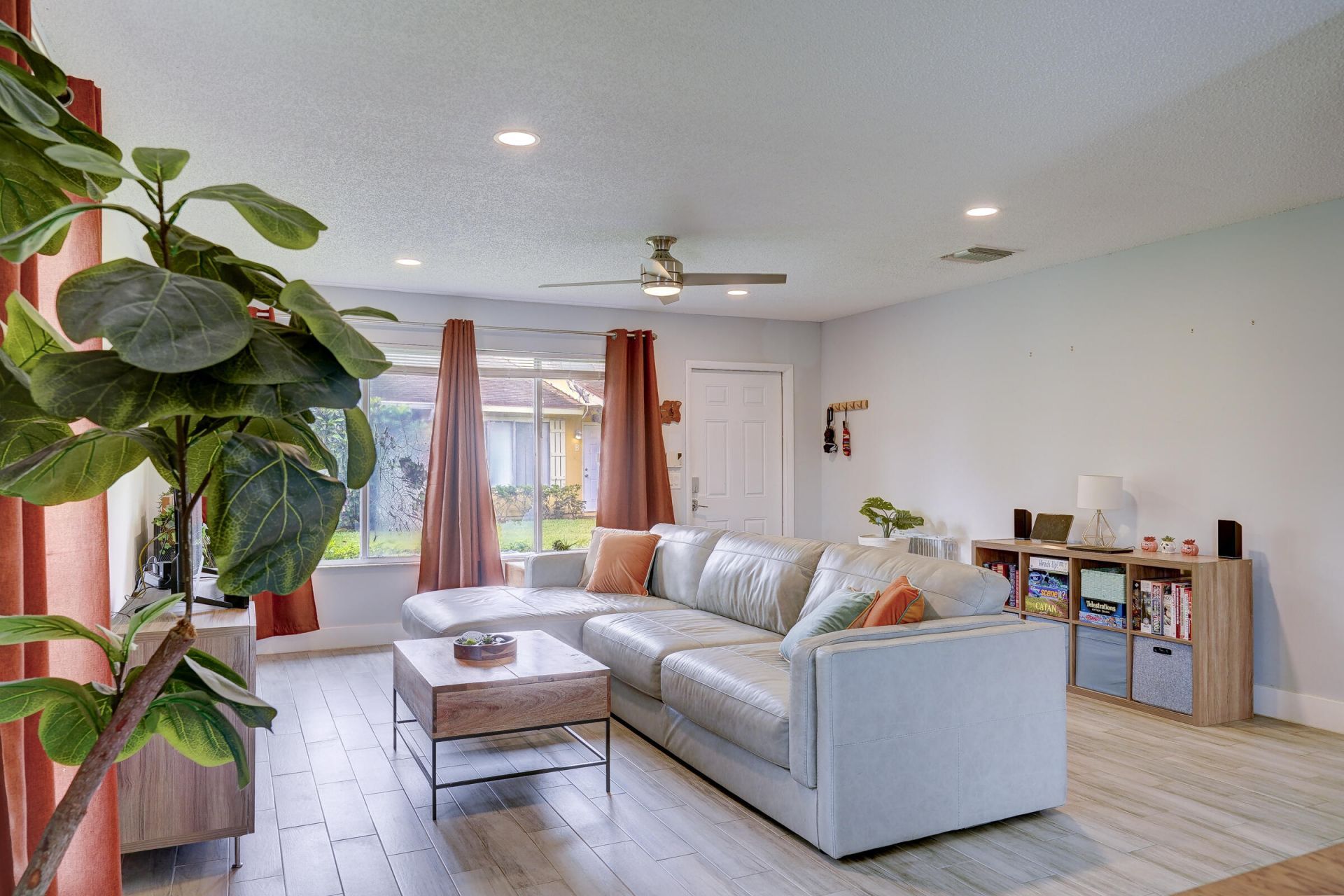 4851 Orleans Court, Unit D, West Palm Beach, FL 33415 Photo