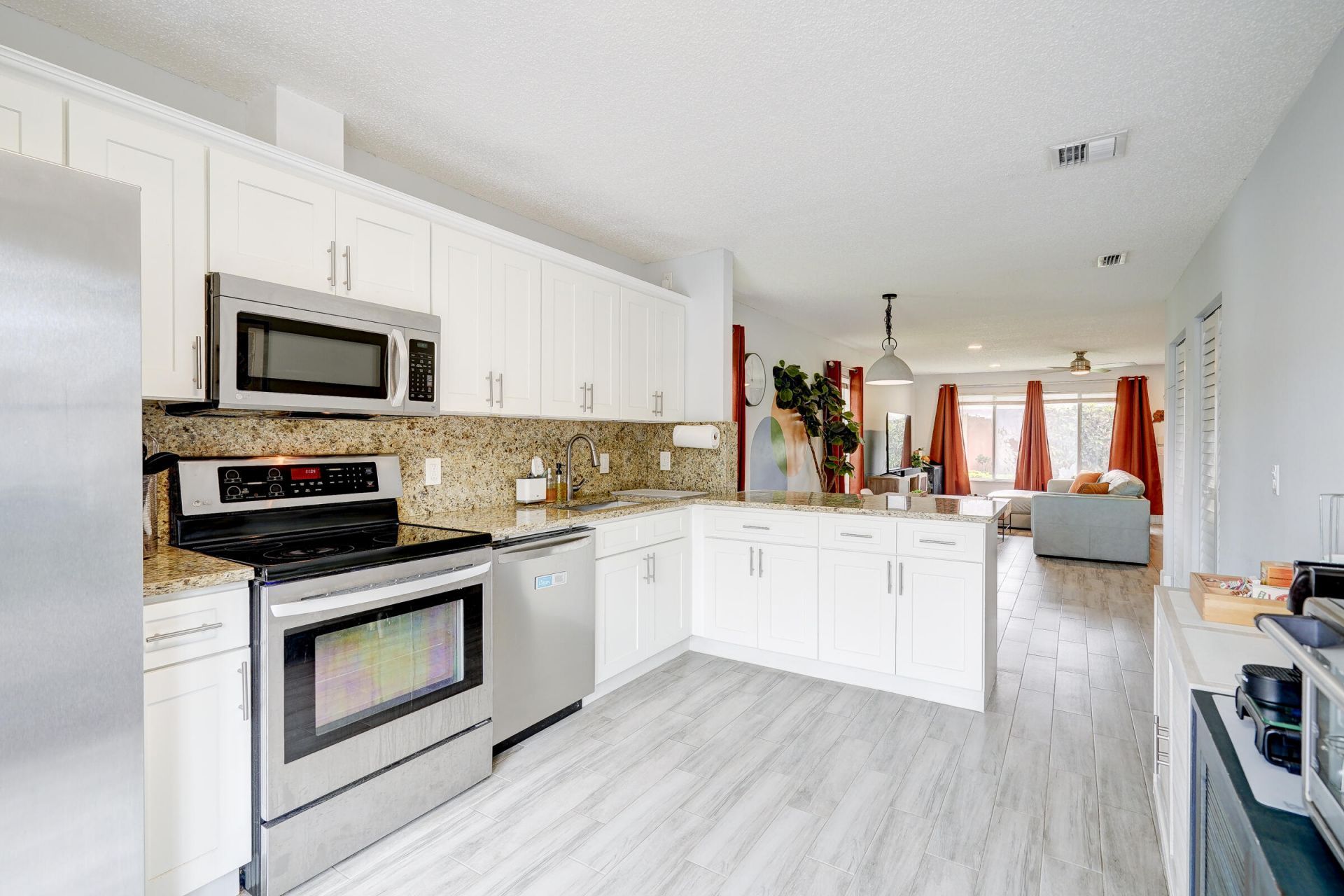 4851 Orleans Court, Unit D, West Palm Beach, FL 33415 Photo