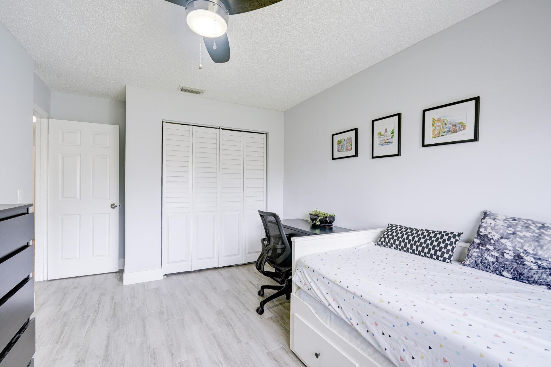 4851 Orleans Court, Unit D, West Palm Beach, FL 33415 Photo