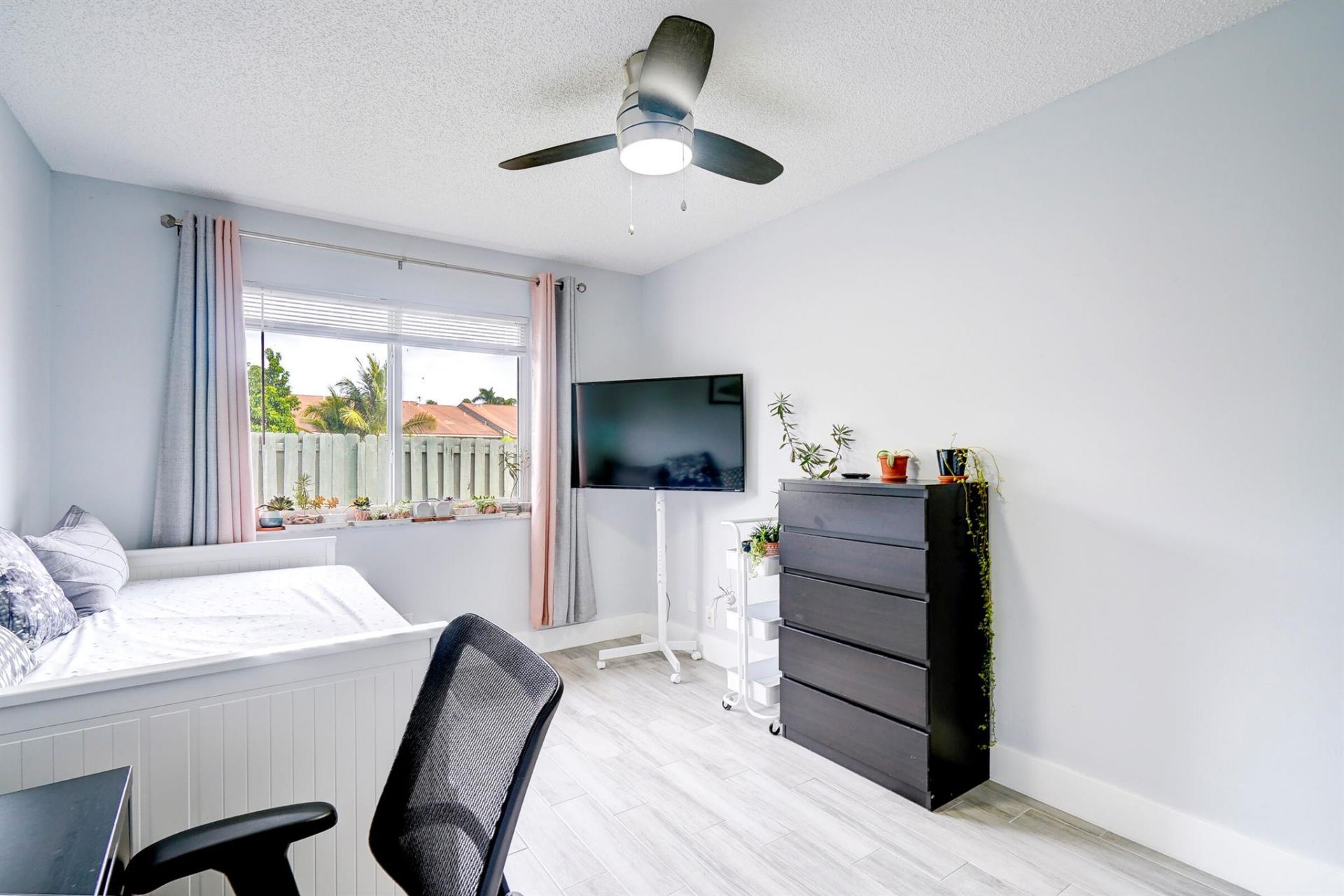 4851 Orleans Court, Unit D, West Palm Beach, FL 33415 Photo