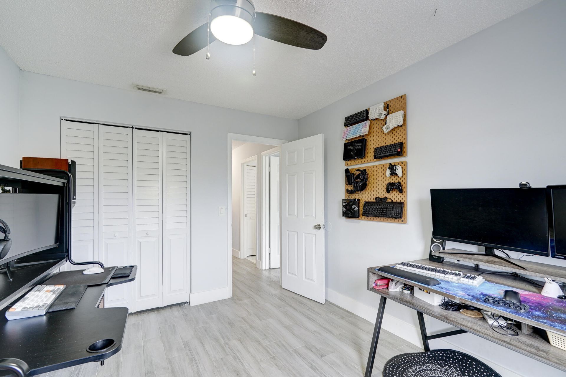 4851 Orleans Court, Unit D, West Palm Beach, FL 33415 Photo