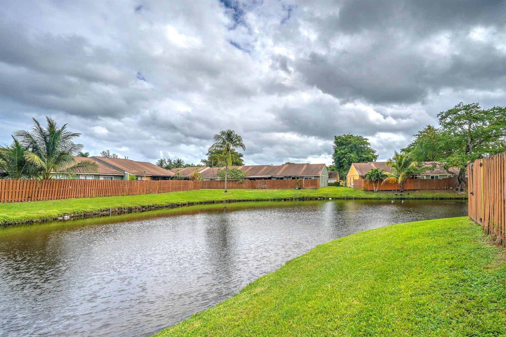 4851 Orleans Court, Unit D, West Palm Beach, FL 33415 Photo