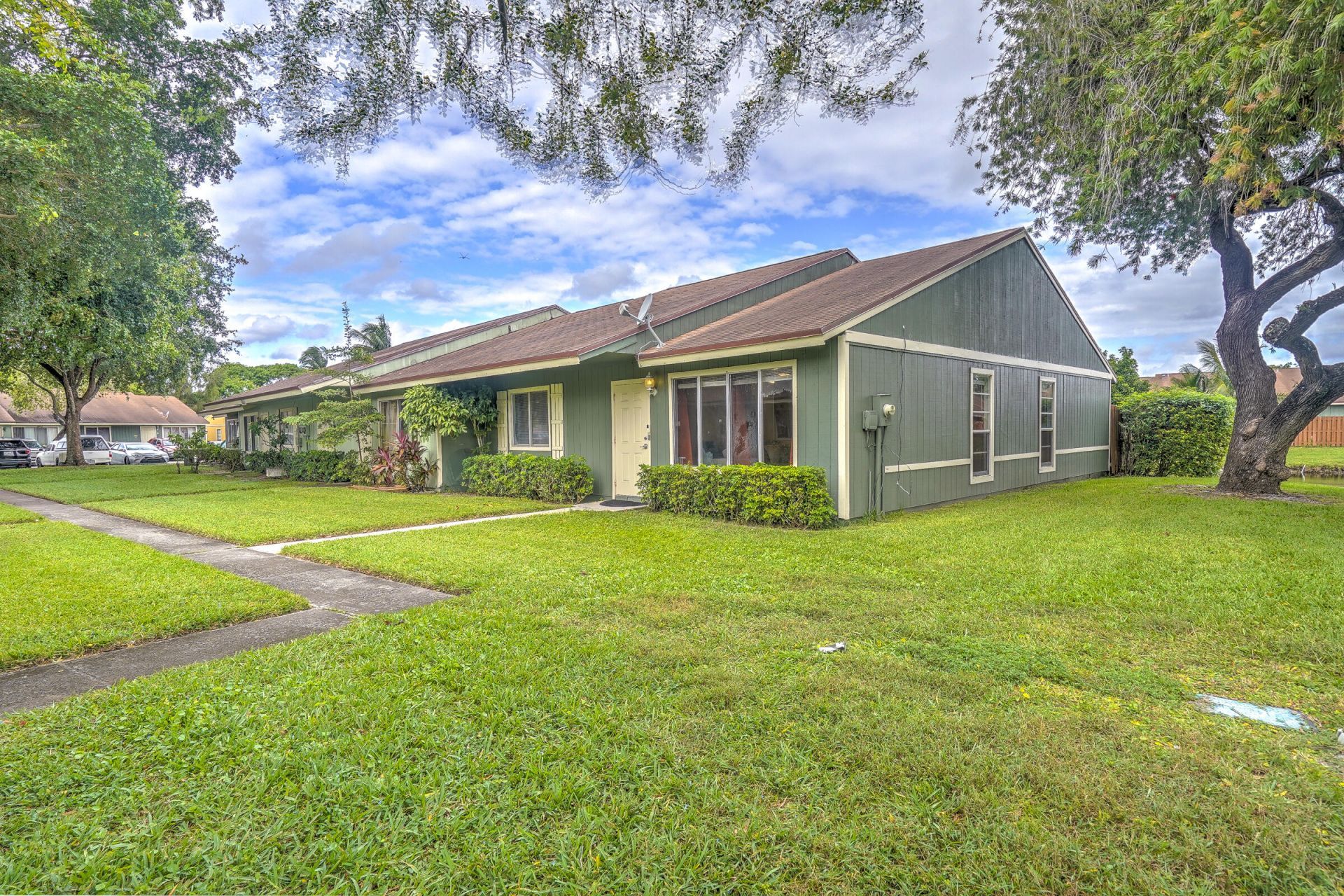 4851 Orleans Court, Unit D, West Palm Beach, FL 33415 Photo