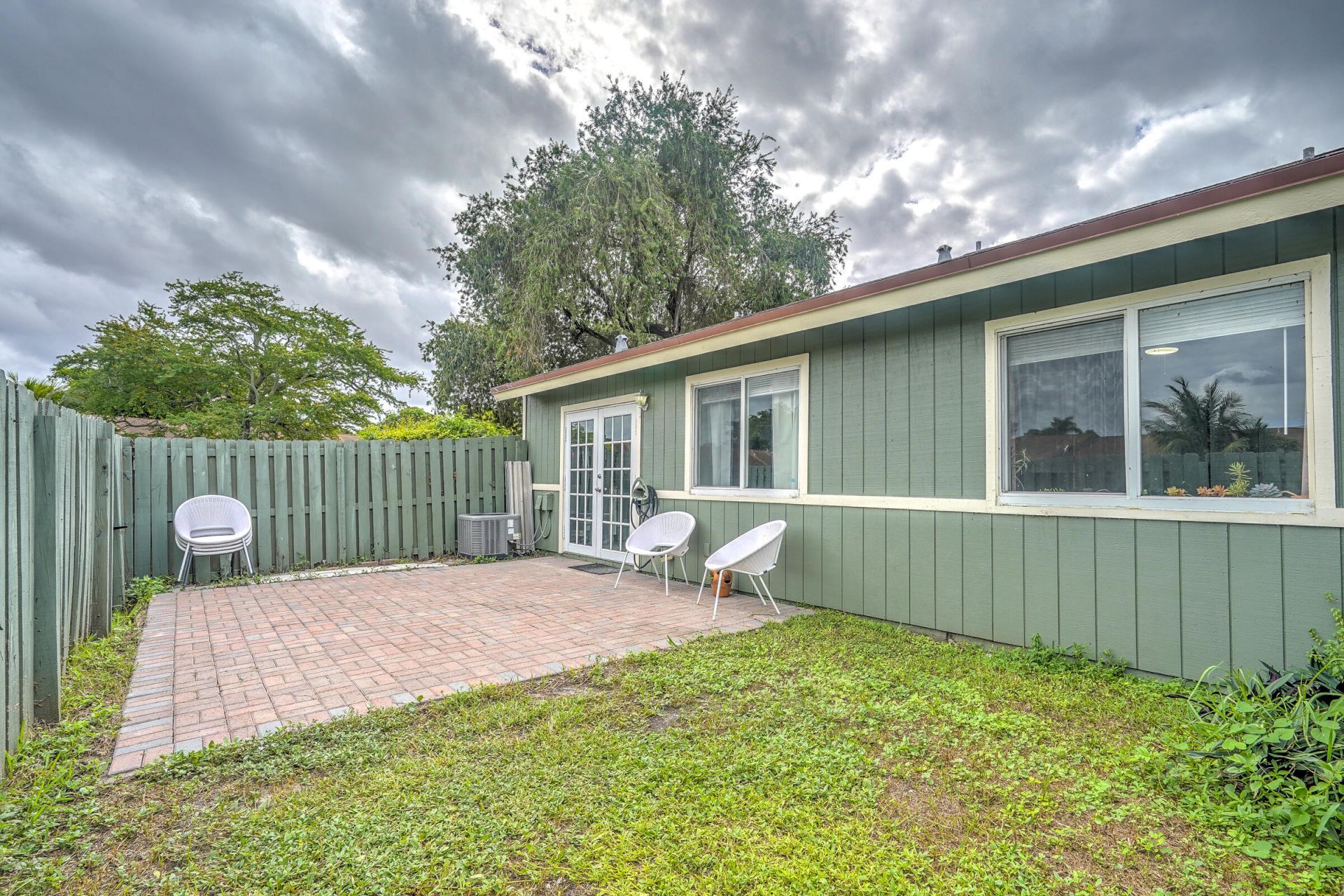 4851 Orleans Court, Unit D, West Palm Beach, FL 33415 Photo