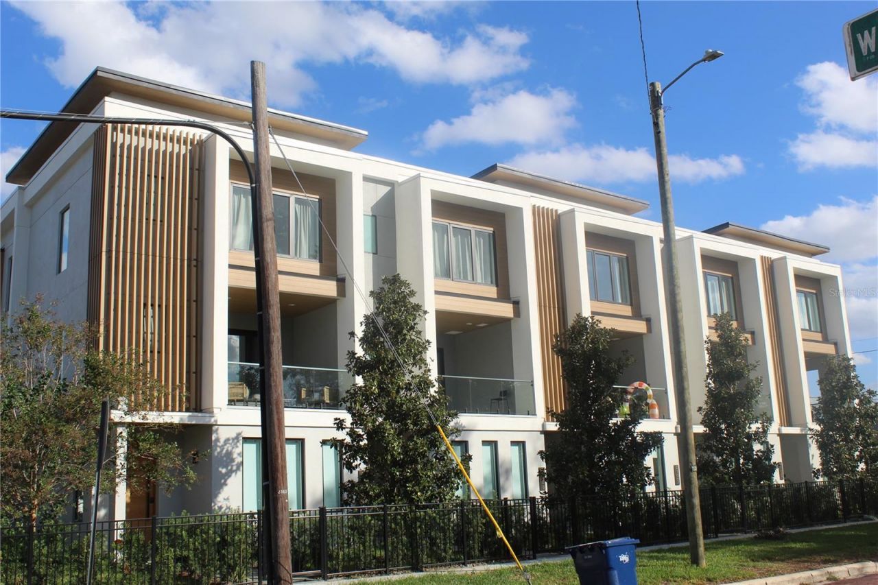 414 E Emily Street, Tampa, FL 33603 Photo