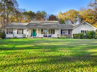 4 Autumn Ridge, New Fairfield, CT 06812