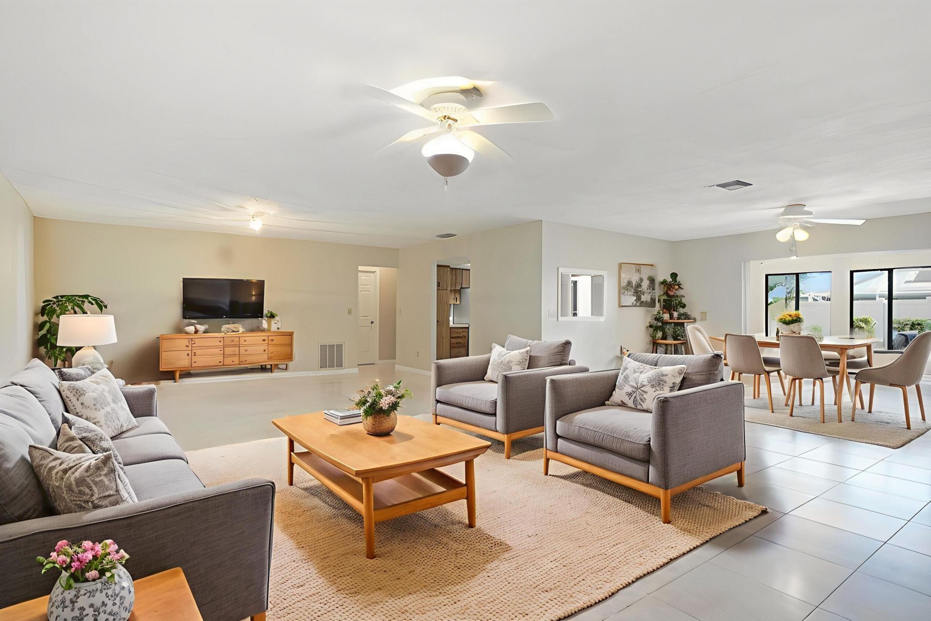 560 W Forest Trail, Vero Beach, FL 32962 Photo